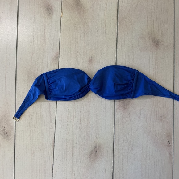 Victoria's Secret Other - womens S ? Victoria Secret swim top bikini blue